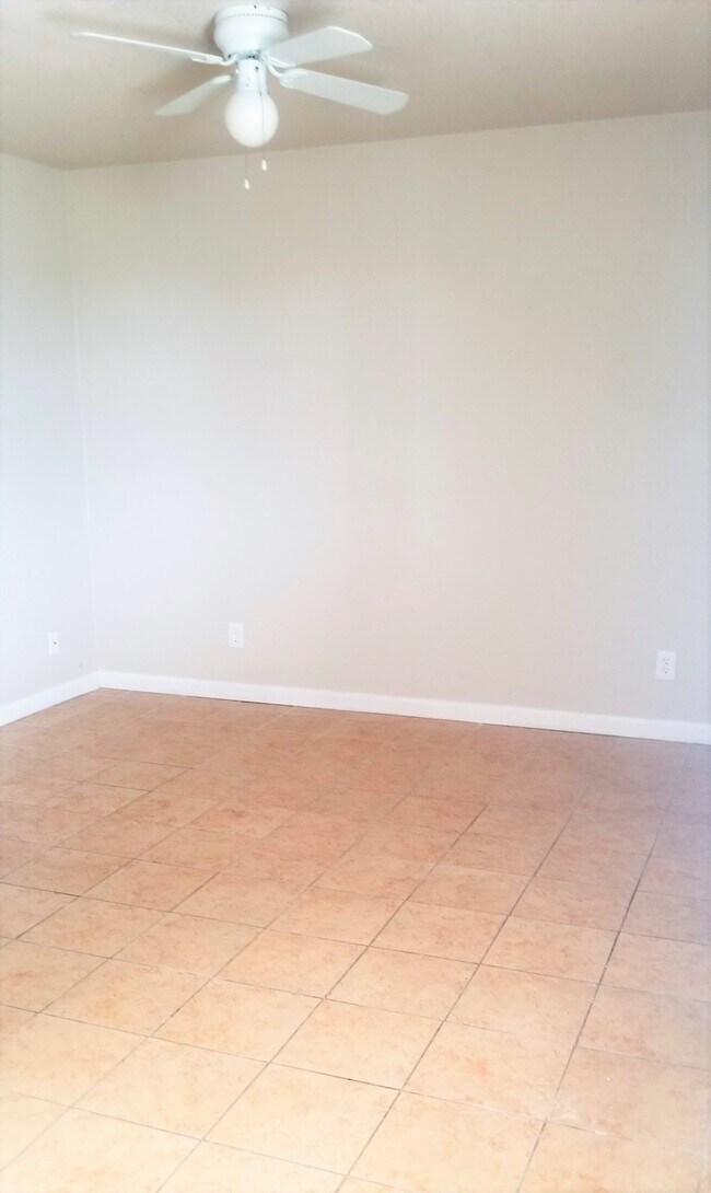 Foto del edificio - 607 N 20th St