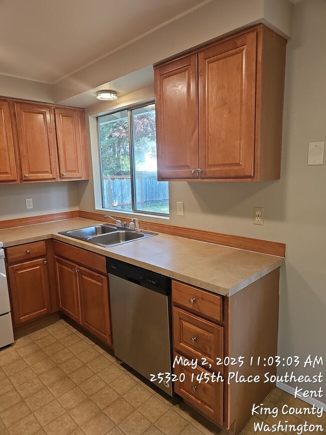 Building Photo - Rambler home for rent - Meridian North are...