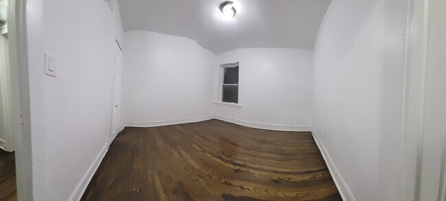 Bedroom 1 - 4927 N Saint Louis Ave