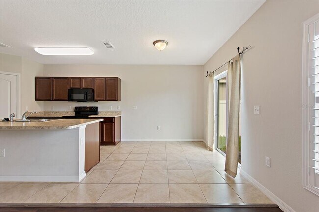 Foto del edificio - 287 Oleander St