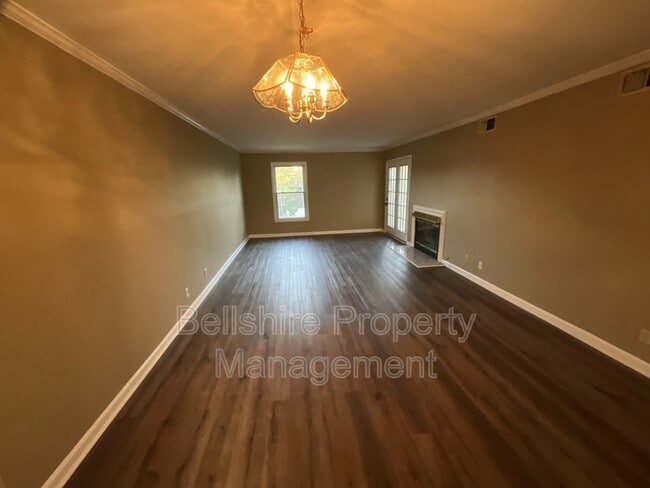 Building Photo - 104 Churchill Crossing
