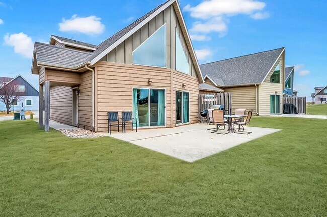 Building Photo - 290 240th Ave