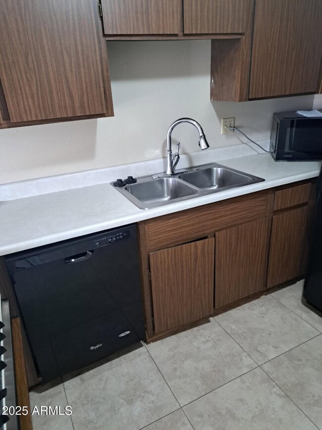 Foto del edificio - 4707 S Stanley Pl