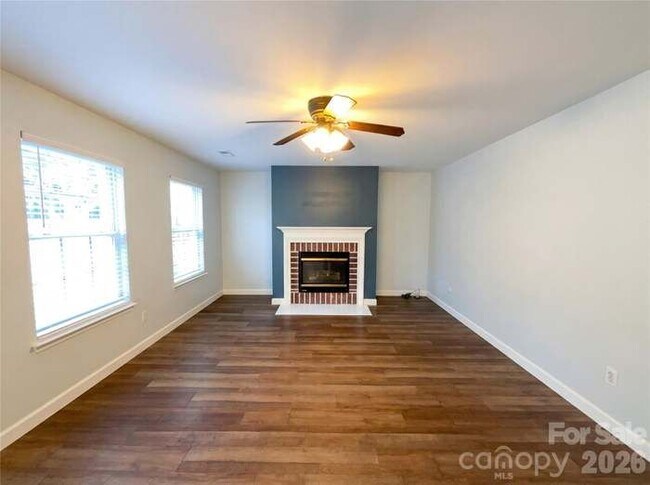 Foto del edificio - 3309 Arbor Pointe Dr