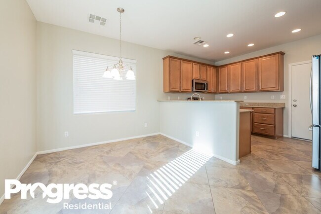 Foto del edificio - 9333 Flowering Tulip Ave