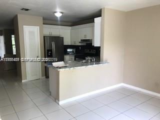 Foto del edificio - 6802 SW 18th Ct
