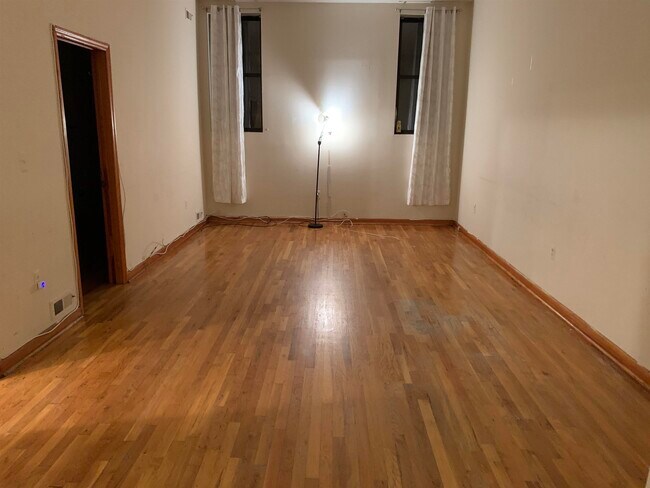Foto del edificio - 118 Leonard St