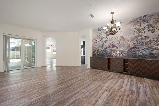 Foto del edificio - BEAUTIFULLY UPDATED 4 BEDROOM, 3 BATHROOM HOME LOCATED IN THE HIGHLY SOUGHT AFTER GATED COMMUNITY...