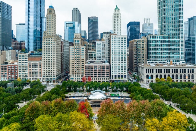 10 Best Chicago Neighborhoods for Foodies