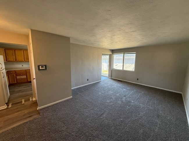 Building Photo - 4918 Dwight Dr