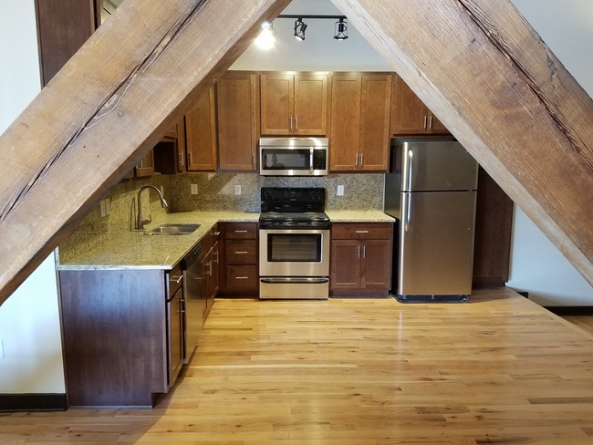 Building Photo - Windsor Flats Rehab