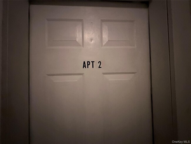 Building Photo - 17 Church St