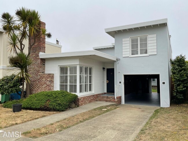 Building Photo - 3 br, 2.5 bath House - 3065 22nd Ave
