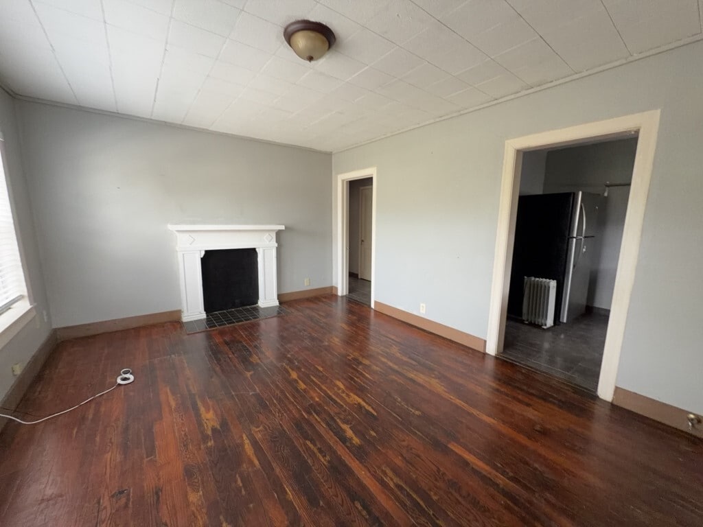 Building Photo - 1552 Lombardy St