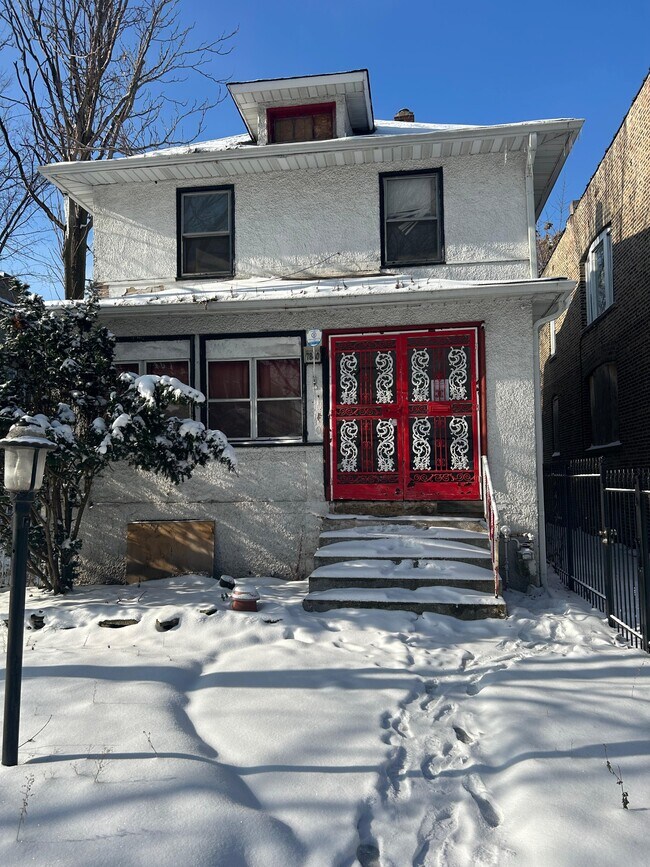 Foto del edificio - 7840 S Saginaw Ave