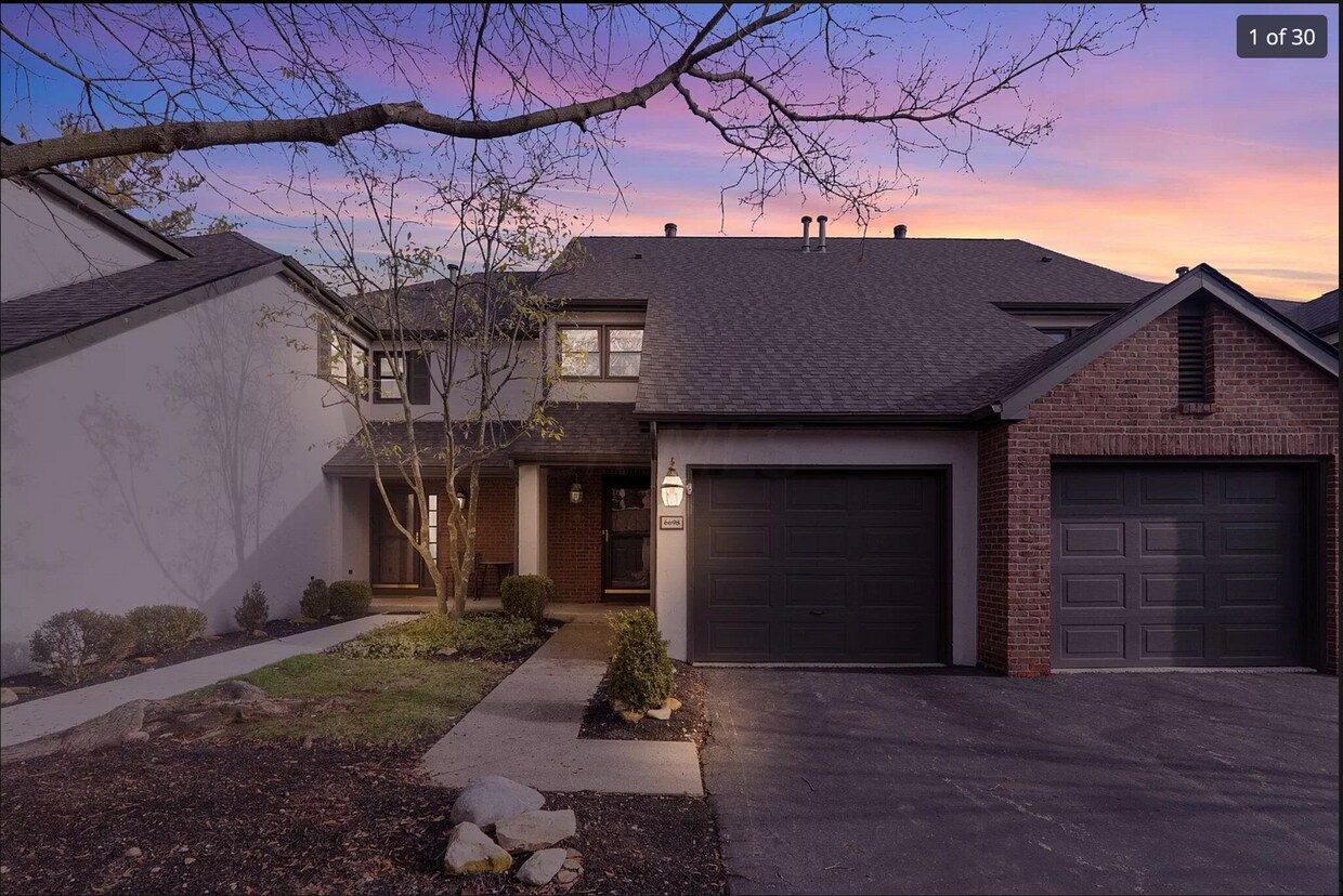Primary Photo - 6698 Willow Grove Ln