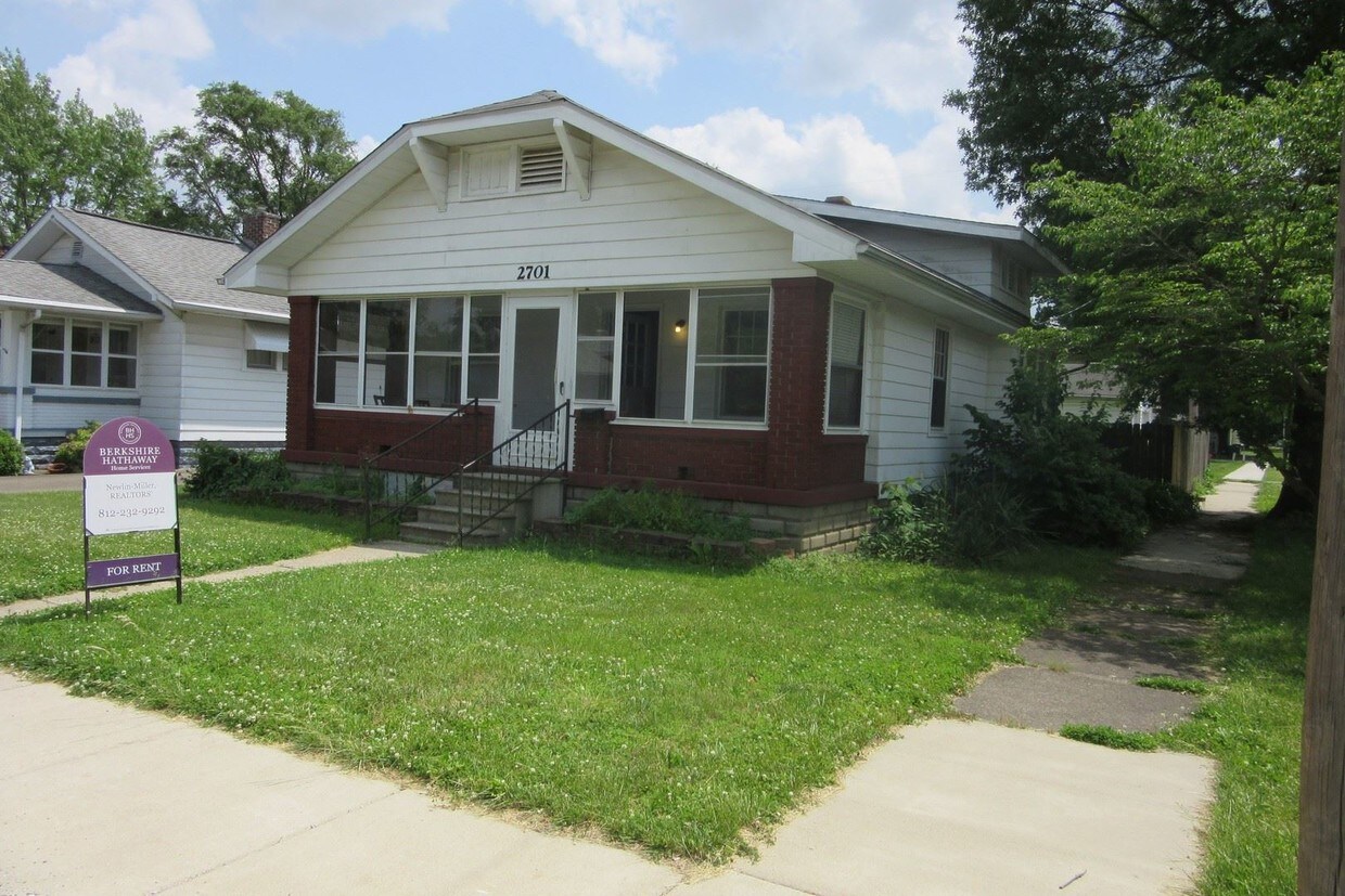Primary Photo - 2 br, 1 bath House - 2701 Cruft St