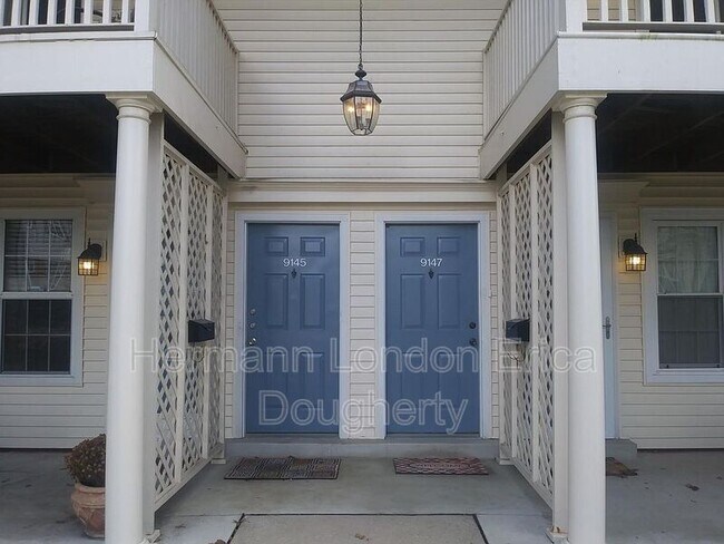 Foto del edificio - 9147 Robin Ct