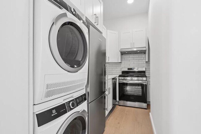 Building Photo - 461 Classon Ave