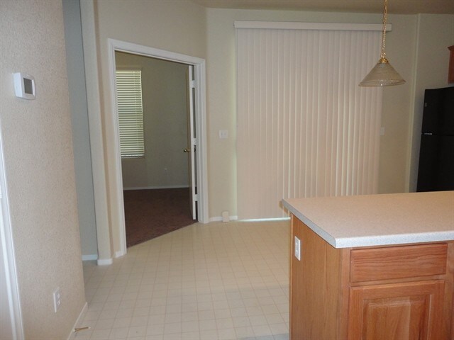 Foto del edificio - 8802 Salvestrin Point Ave