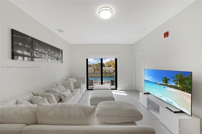 Foto del edificio - 8167 NW 41st St