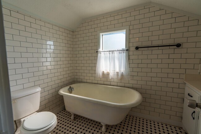 Foto del edificio - 1220 SW 12th Ave