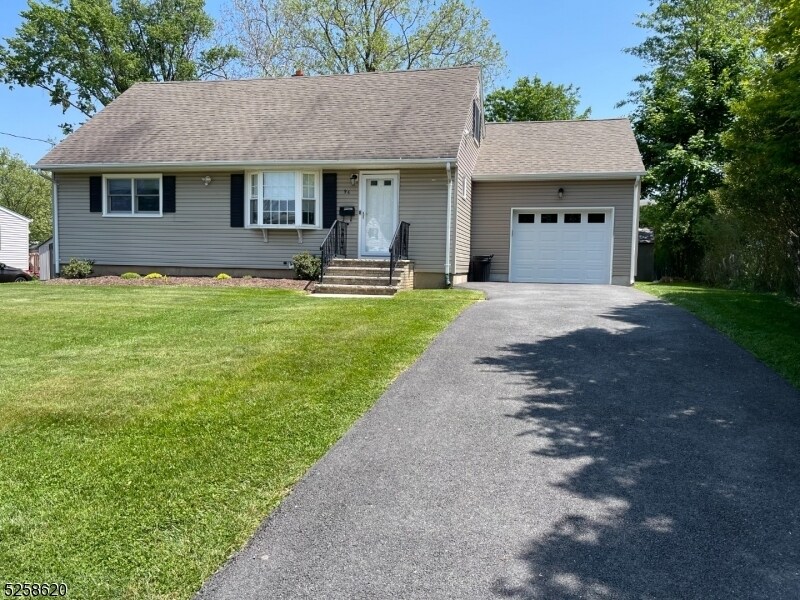 Foto principal - 96 Carlson Pkwy