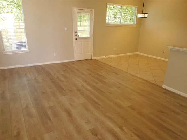 Building Photo - 11802 Chetman Dr