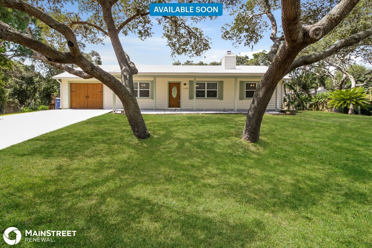 Primary Photo - 1486 Everest Rd