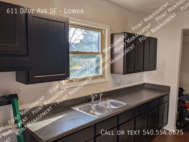 Foto del edificio - 611 Dale Ave SE