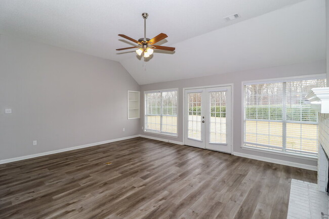 Building Photo - 3690 Tiffany Oaks Ln