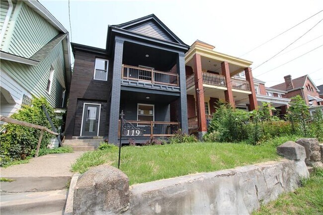 Foto del edificio - 119 Johnston Ave