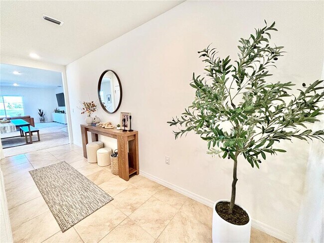 Foto del edificio - 2371 Brassie Ct