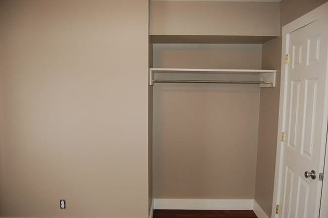 Building Photo - 2 BR Duplex on Governor Street Available Fall 2023!