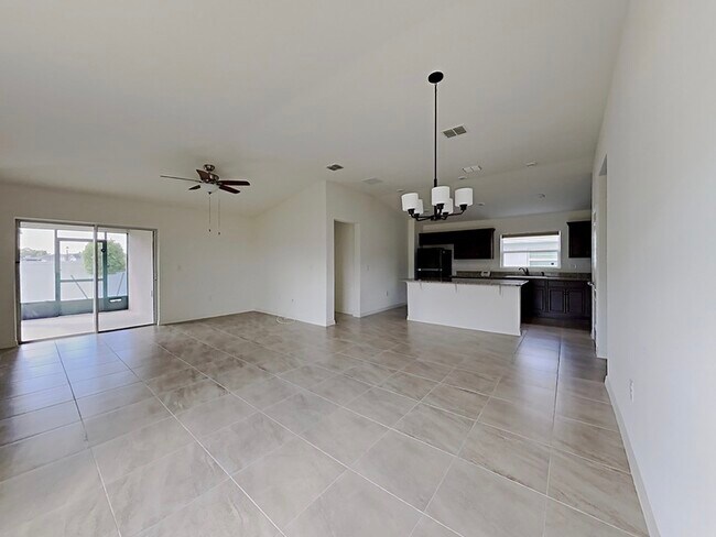 Foto del edificio - 4600 Glencrest Loop