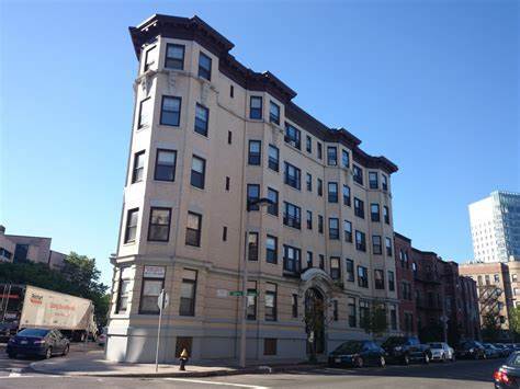 Foto del edificio - 214 Hemenway St