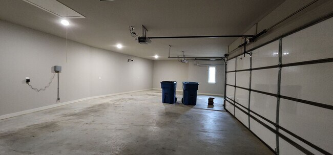 Foto del edificio - 3200 SW Hazelnut Ave