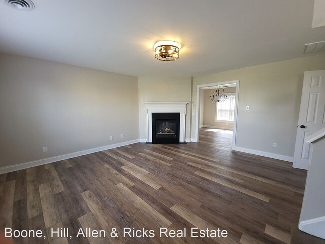 Building Photo - 3 br, 2.5 bath House - 637 Weathervane Way