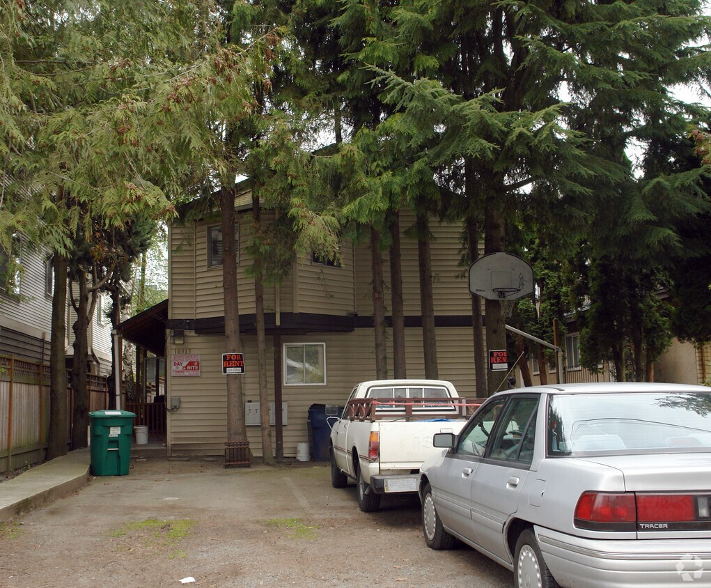 10315 Midvale Ave, Seattle, WA 98133 Apartments in Seattle, WA