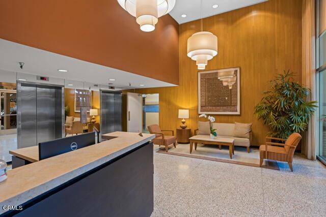 Building Photo - 4411 Los Feliz Blvd