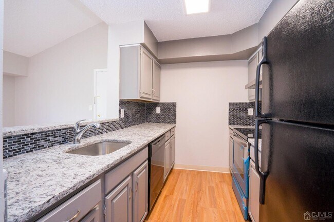 Foto del edificio - 2306 Aspen Dr