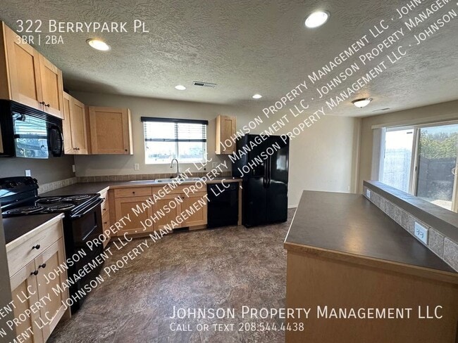 Building Photo - 322 Berrypark Pl