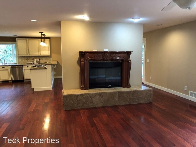 Building Photo - 5 br, 3 bath House - 9123 Littlerock RD