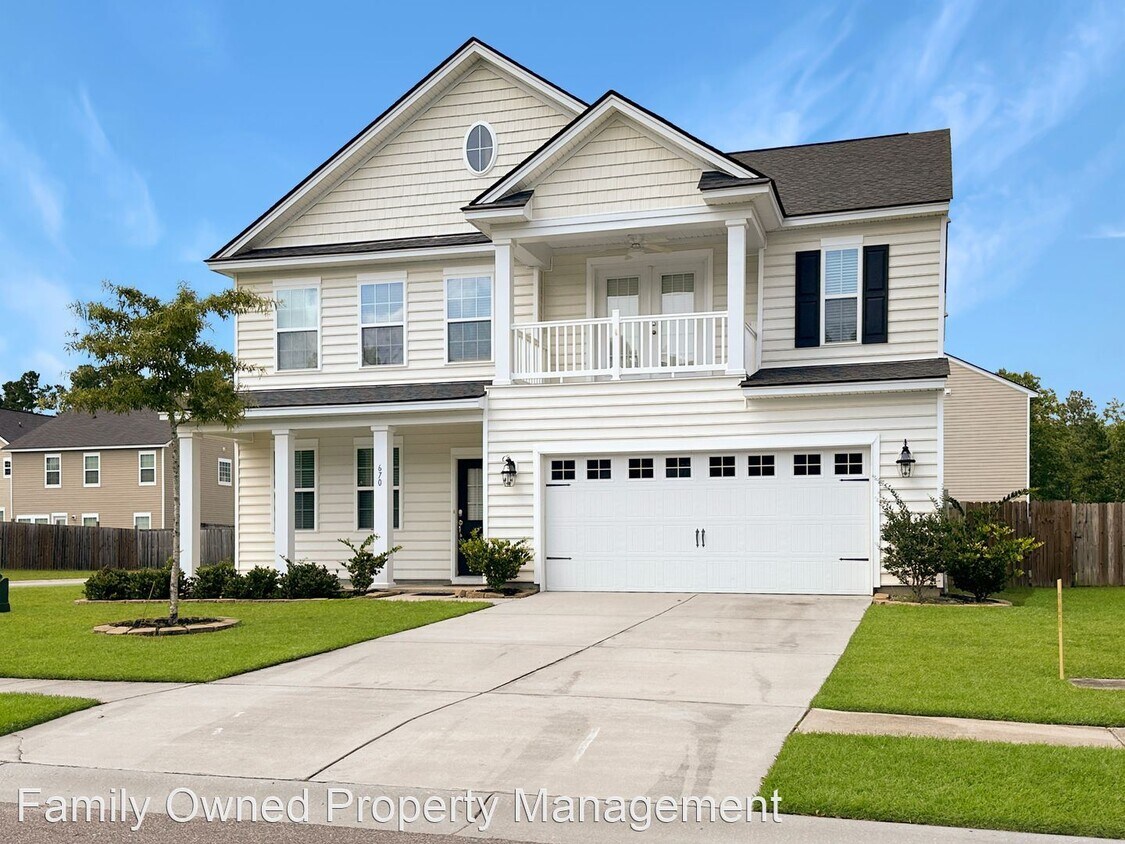 Foto principal - 4 br, 2.5 bath House - 670 Silver Moss Drive