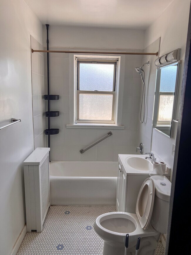 Foto del edificio - 1526 W 89th St