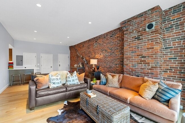 Photo - 28 Atlantic Ave Apartment