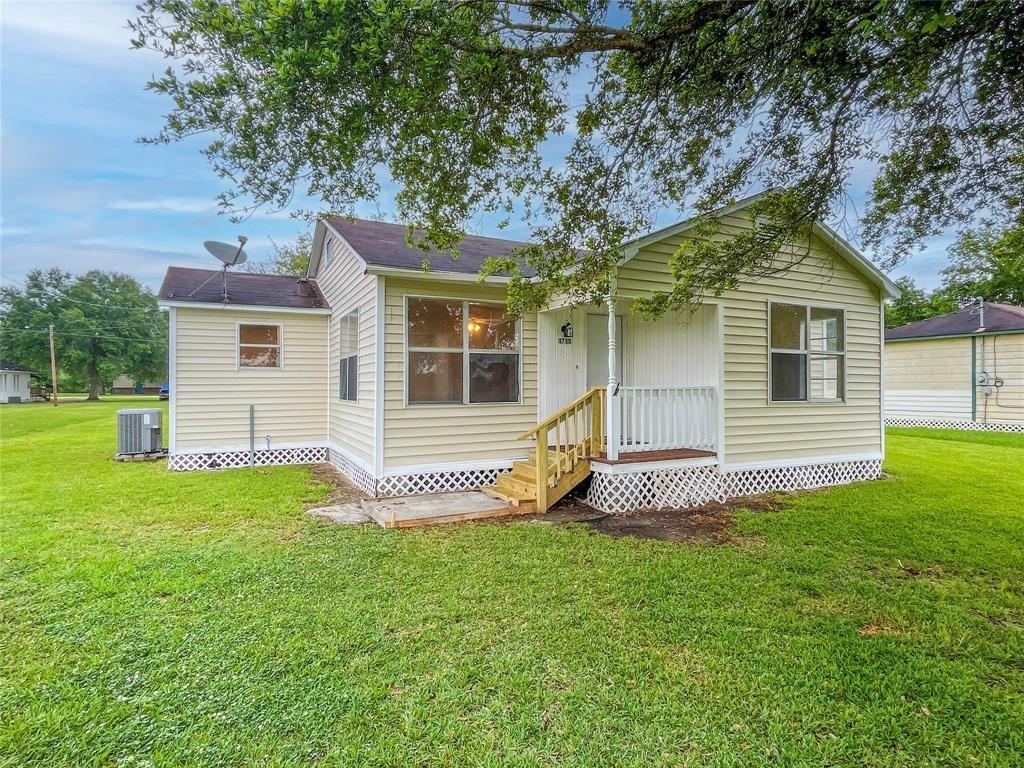 Primary Photo - 1711 Avenue I