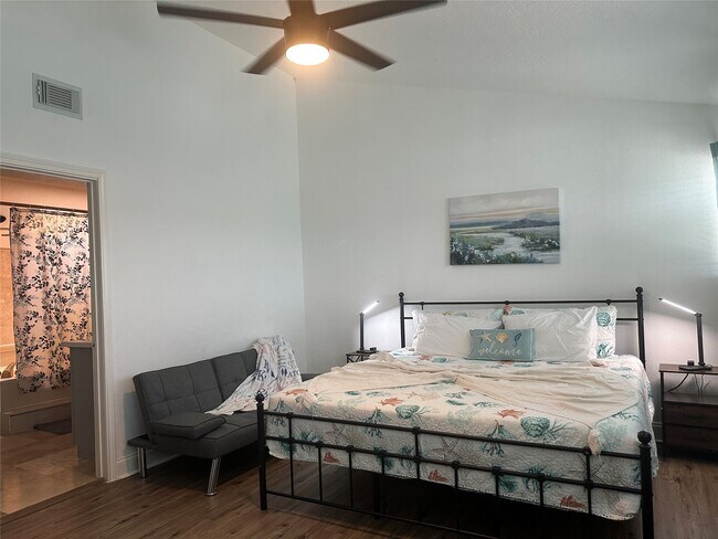 Foto del edificio - 7041 Kingston Cove Ln