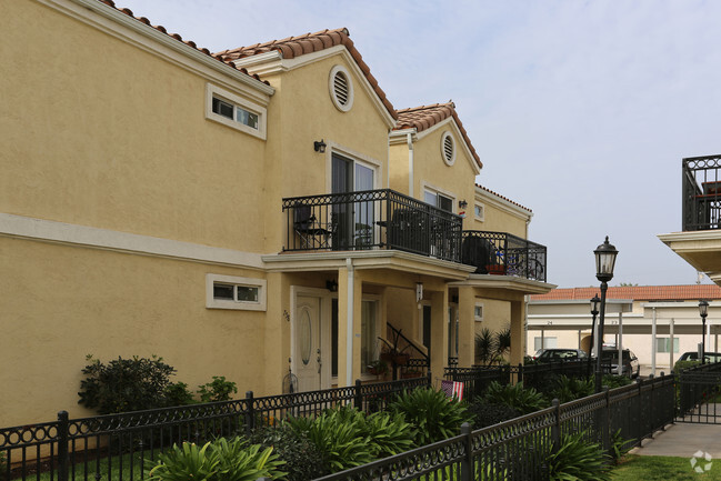 Building Photo - Rancho Cornado Condos