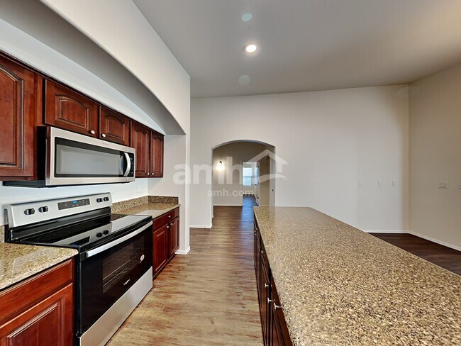 Foto del edificio - 3405 S 91st Dr